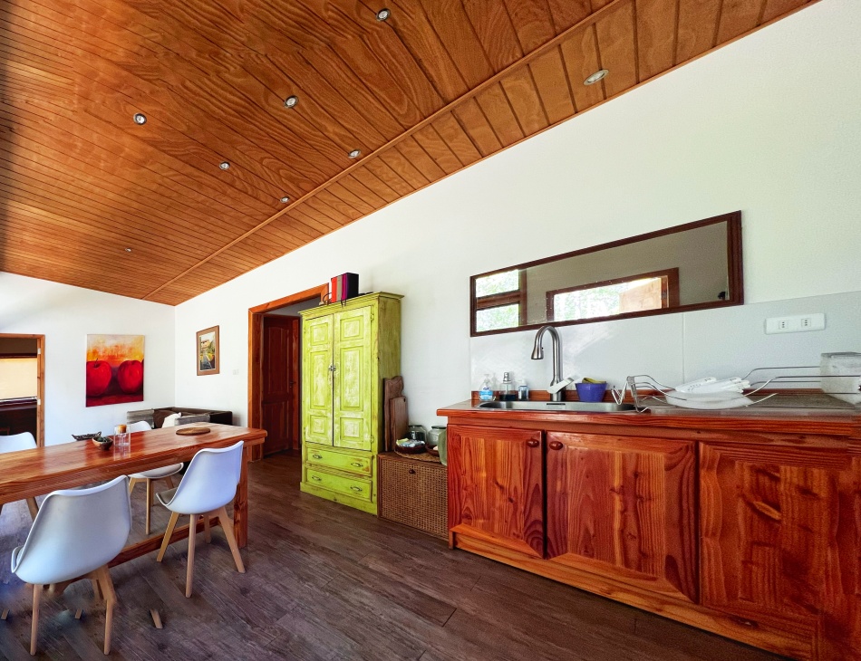 VENTA | Casa 4D3B con Cabaña 2D1B  | Km. 8,5 camino Pucon Villarrica